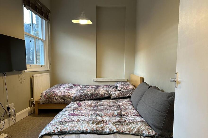 Quiet Paddington studio Apartment