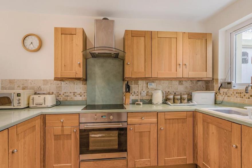 3 bedroom accommodation in Ash, near Dartmouth
