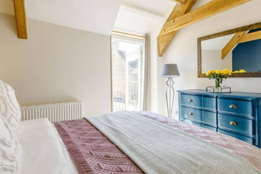 3 bedroom accommodation in Kemble, near Cirencester