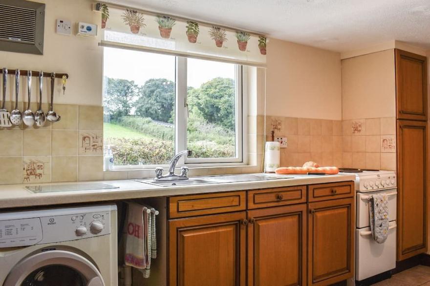 1 bedroom accommodation in Gwennap