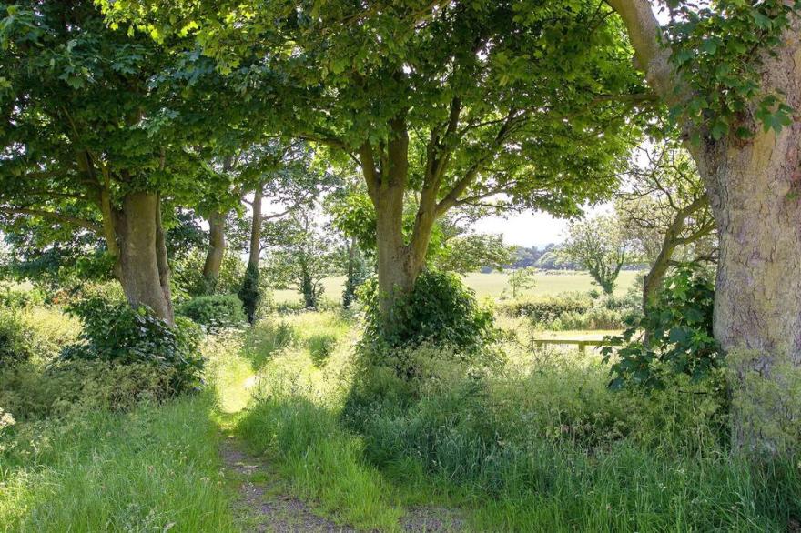 3 bedroom accommodation in Scalby, Scarborough