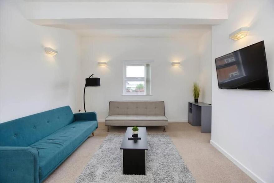 Flawless - City Centre - Free Parking - HPC - 5*