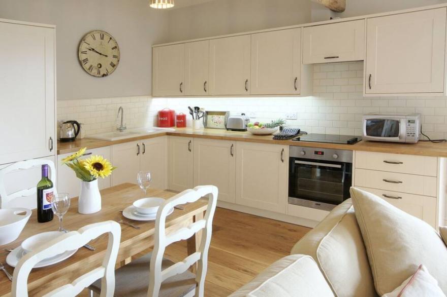 2 bedroom accommodation in Scalby, Scarborough