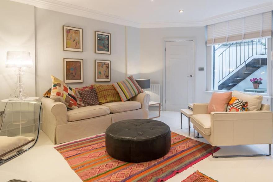 Contemporary 1bed apartment with near King’s Road