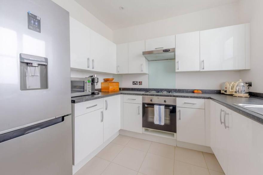 Spacious and Central 3 Bedroom House in Paddington