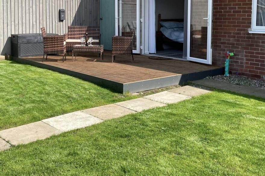 2 bedroom accommodation in Scratby