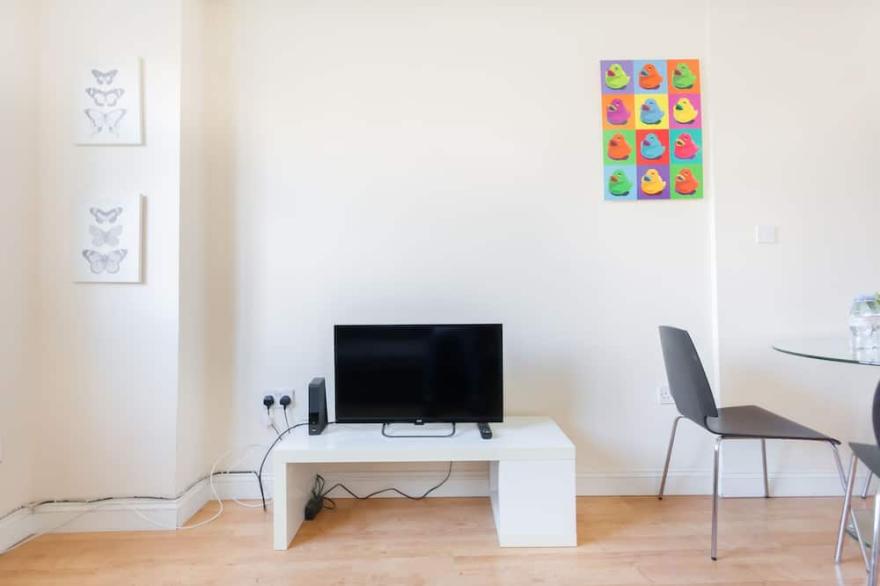 Camden City Studio 10