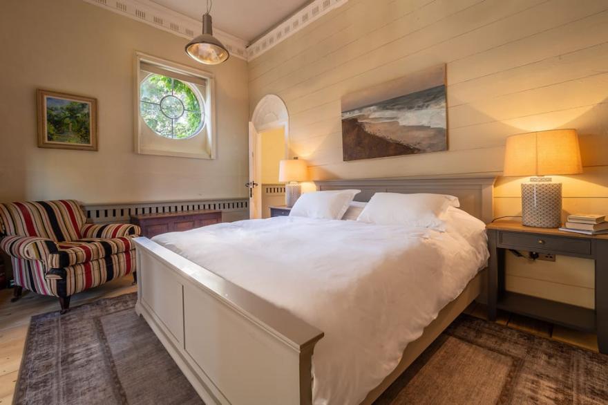 Stunning luxury cottage in historic country estate - Belchamp Hall Stables