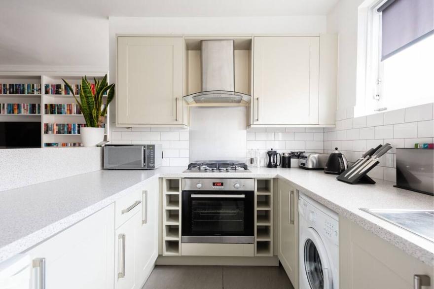 The Paddington Mews - Comfortable & Elegant 3BDR Paddington House