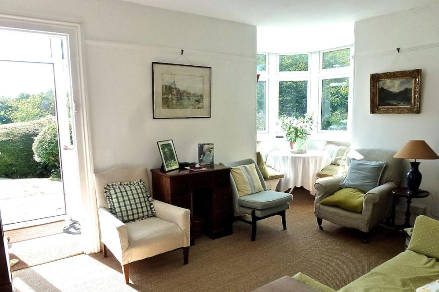 A Hidden Gem -- Cornish Cottage with Private Shared Valley and Beach - REDUCTION