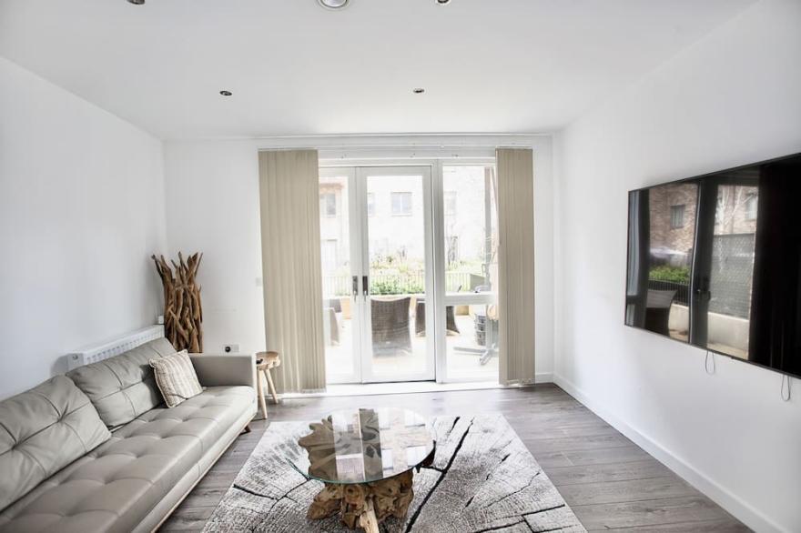 3 Bed Luxury House Beckton London