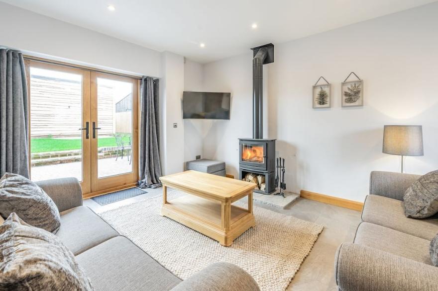 4 bedroom accommodation in Purshall Green Farm