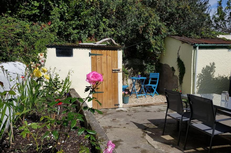 Walk to beach, village location, near Fowey and Eden Project
