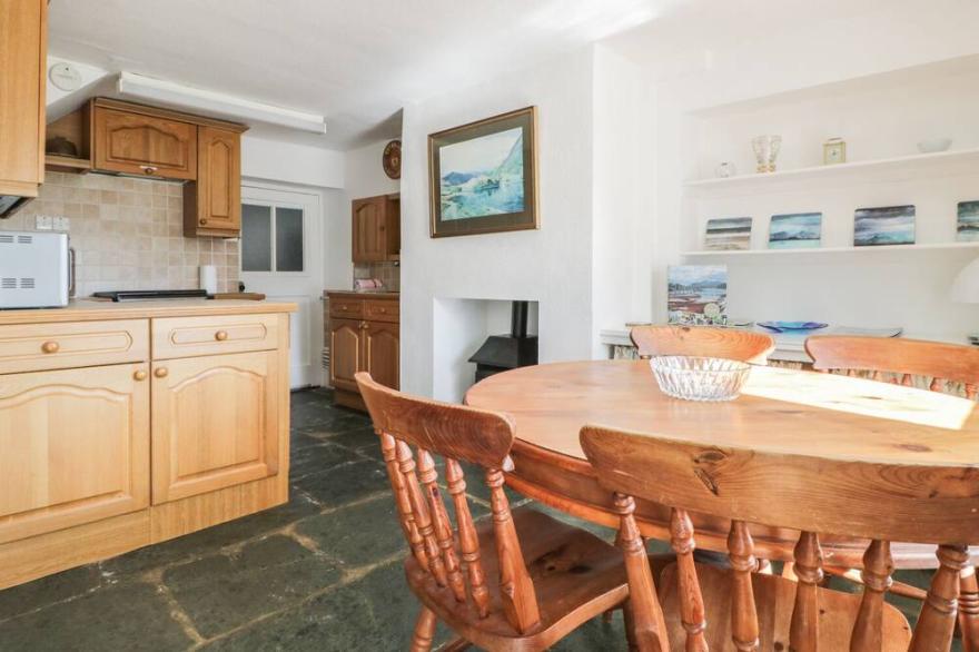 PROSPECT LODGE, pet friendly, with a garden in Portinscale
