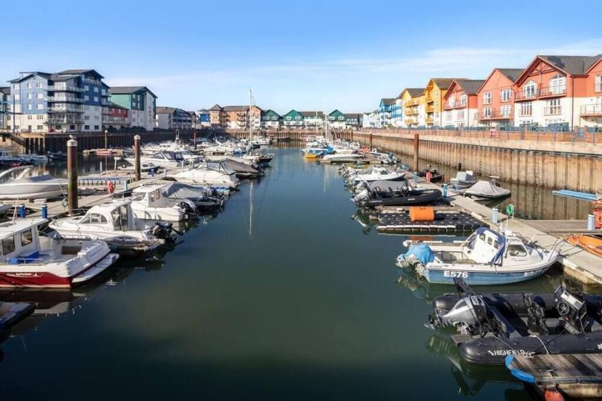 Marina Retreat Waterfront