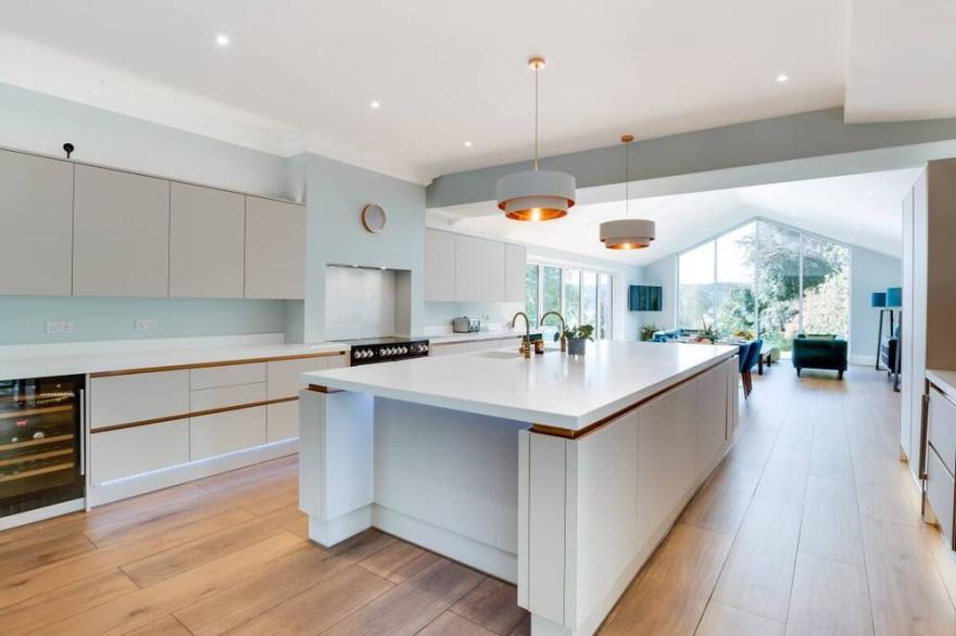 Lakeview Retreat in Windermere