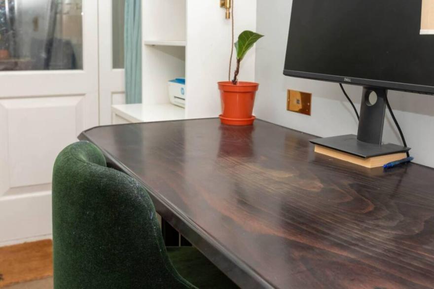 Beautiful 1Bedroom Flat Near Victoria Station