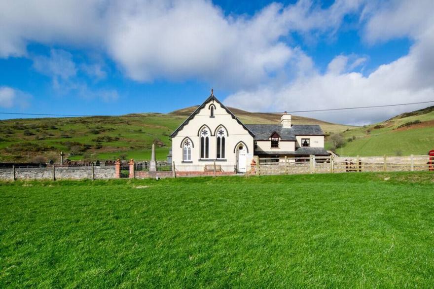 Capel Maethlon - Three Bedroom House, Sleeps 6