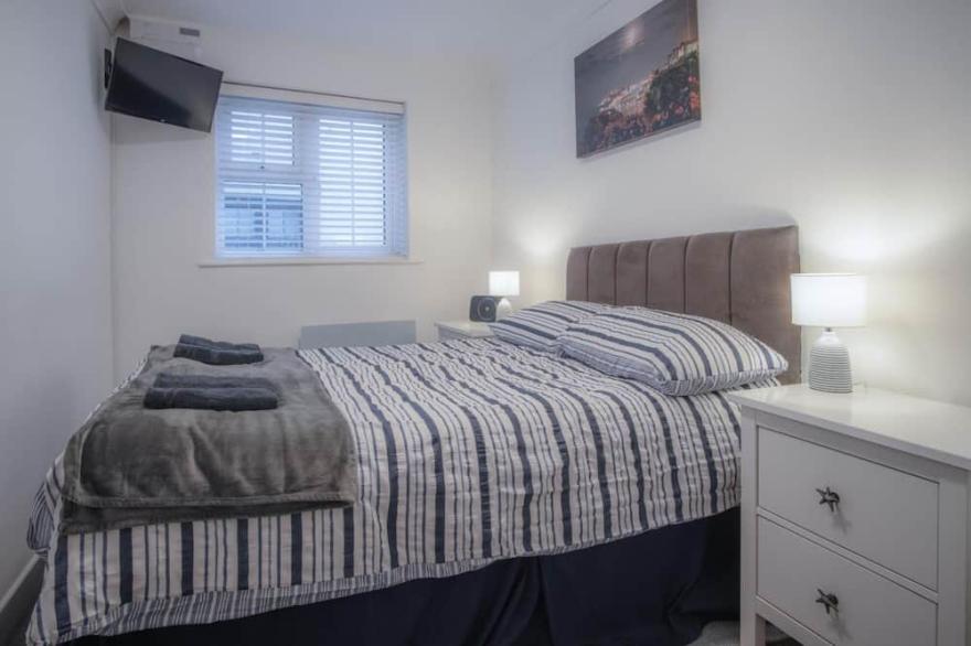 Castle Cove - 1 Bedroom Apartment - Tenby