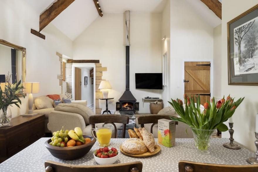 In the Windrush Valley, this property offers the utmost peace and tranquillity.