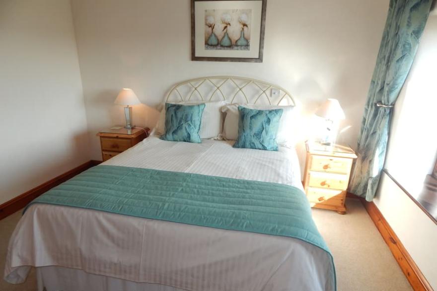 Stunning location, superior quality barn, open all year, swimming pool, hot tub