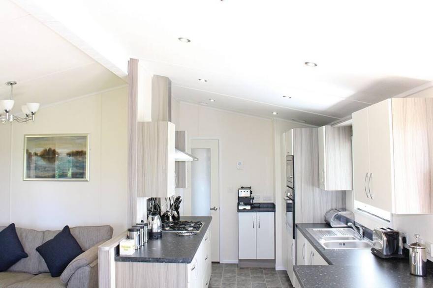 2 bedroom accommodation in Mouswald, Dumfries