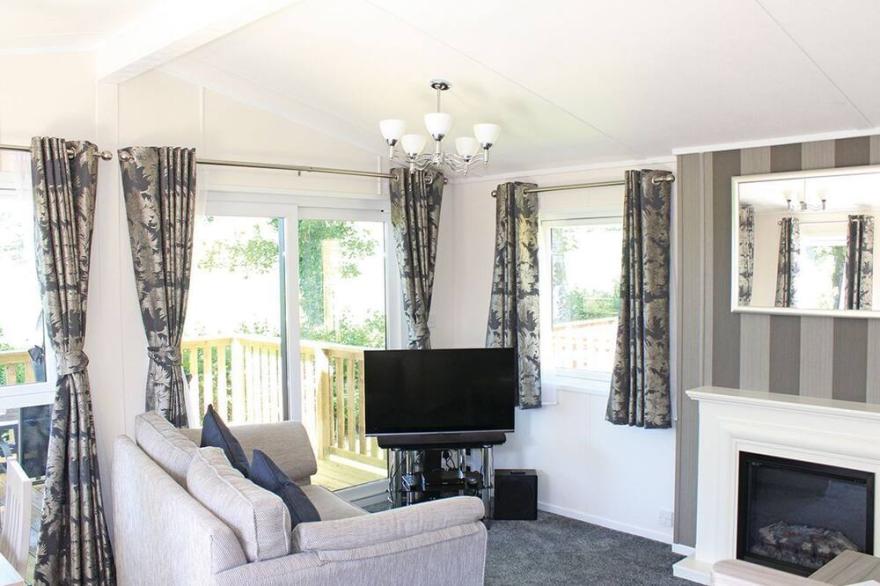 2 bedroom accommodation in Mouswald, Dumfries