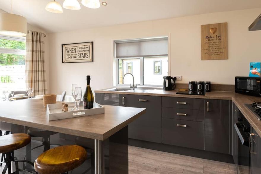 1 bedroom accommodation in Raywell, Cottingham