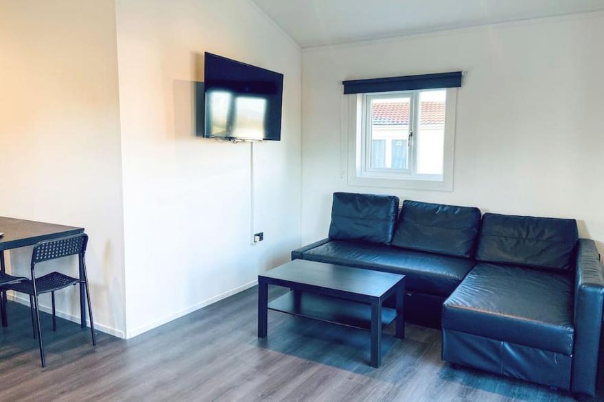 2 bedroom accommodation in Kilwinning