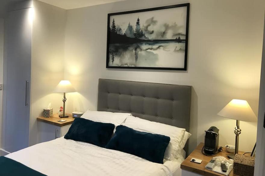 Exciting new Studio apartment - compact, modern, comfortable