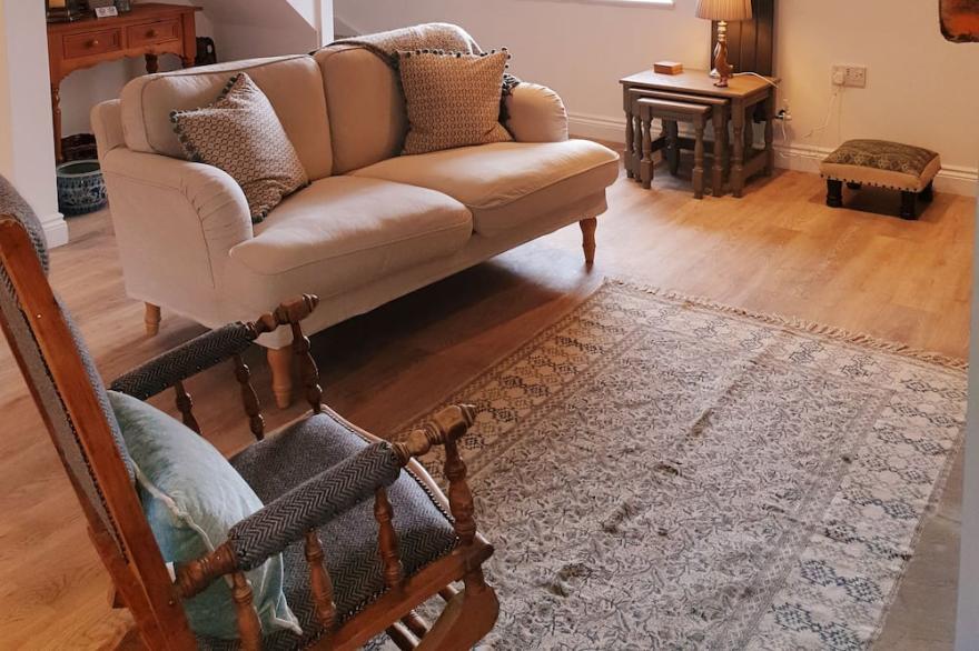 Aquila Cottage; Cosy cottage for 2 on Hadrians Wall. Log Burner. Adults Only.