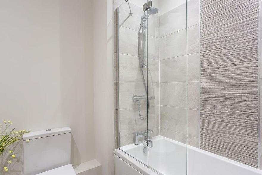 2 Bedroom Apartment -Saxon House 2