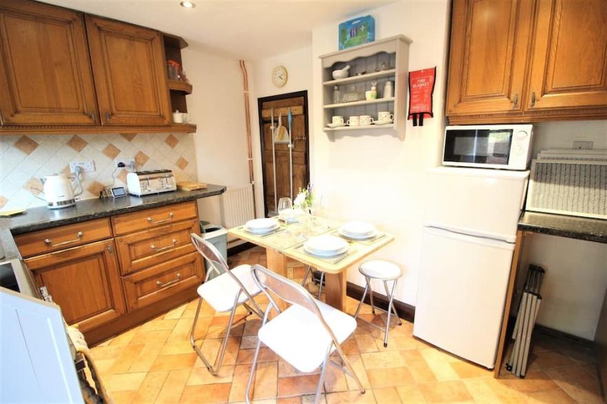 Cosy Cottage with log burner, in the hart of the Norfolk countryside