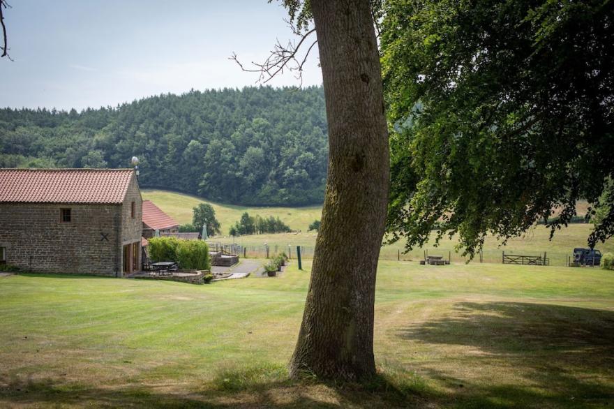 Cloth Fair.....Book, Arrive, Stay & Relax