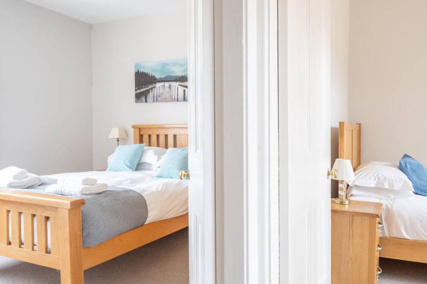 Briar Cottage - Three Bedroom Cottage, Sleeps 4
