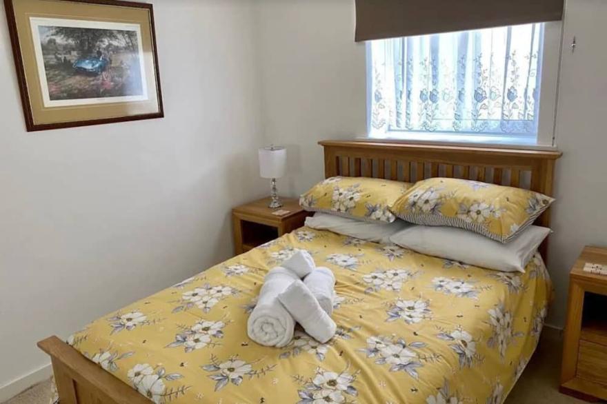 Apartment with stunning views overlooking the Atlantic Sleeps 4