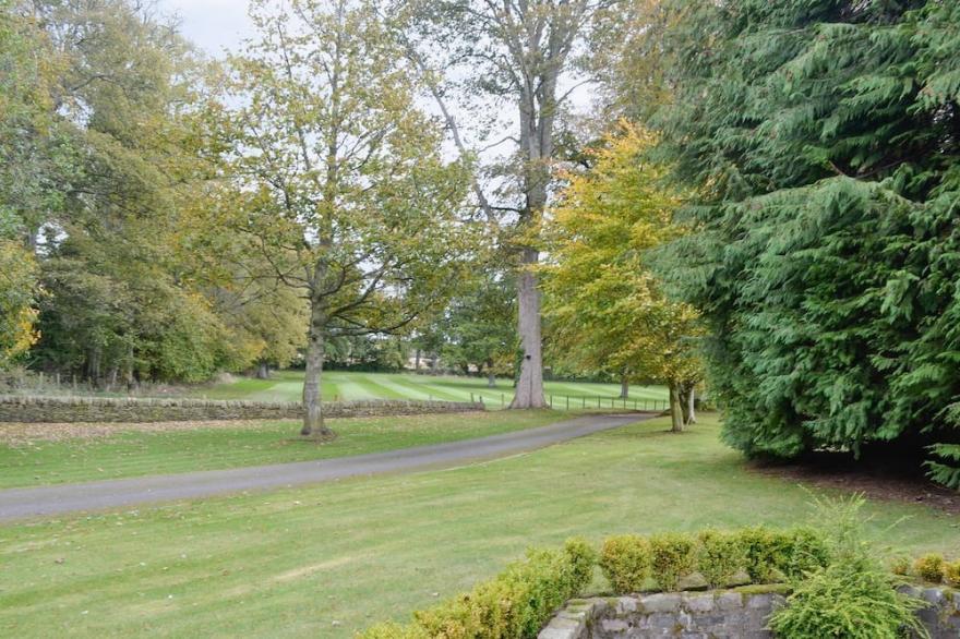 1 bedroom accommodation in Kettins, near Blairgowrie