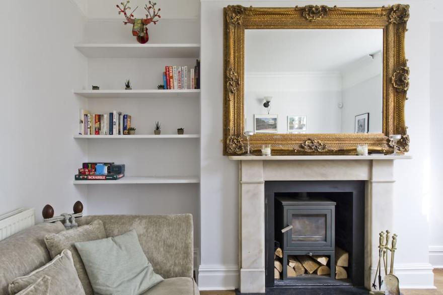 Charming 2-Bed Apartment, Pimlico