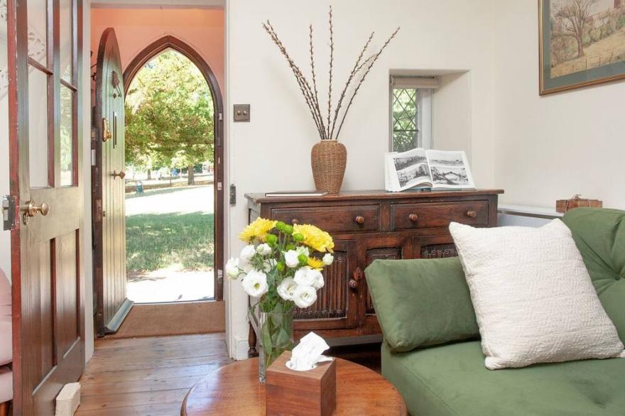 2 bedroom accommodation in Central Exeter