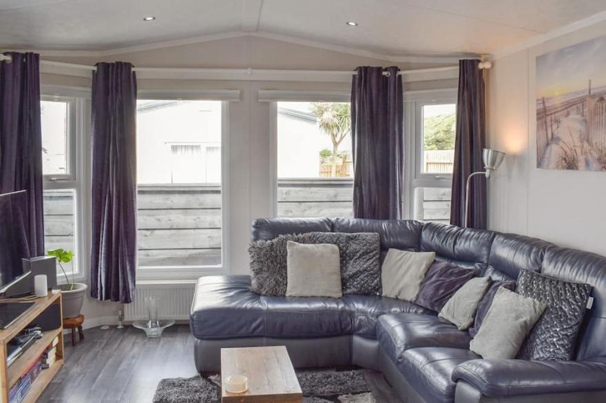 2 bedroom accommodation in Ardrossan