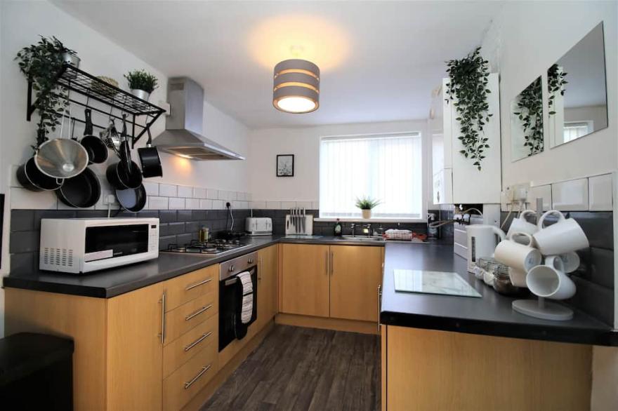 Donald Street House (Sleeps 8)