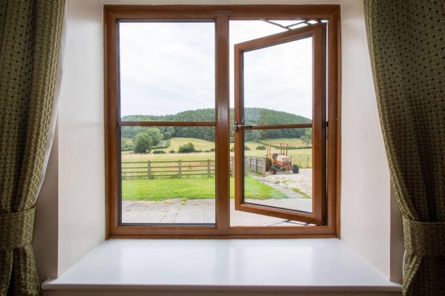 Studio room that sleeps 2 guests  in 1 bedroom, short breaks all year round