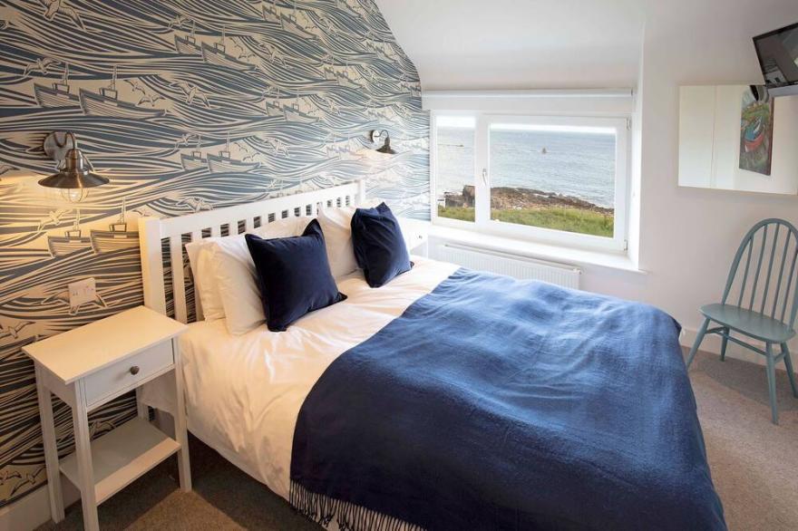 Host & Stay | Craster Rocks