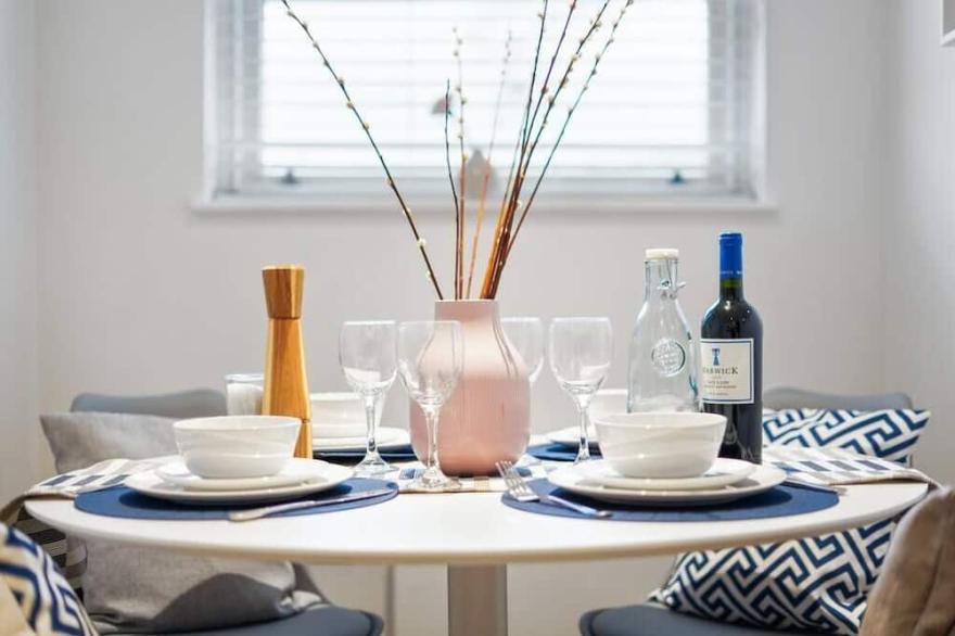 The Leamington Spa Hideaway by PureStay - Sleeps 5
