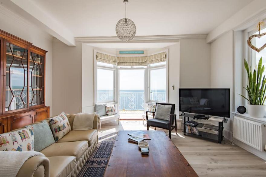 Seagulls - sleeps 8 guests  in 4 bedrooms