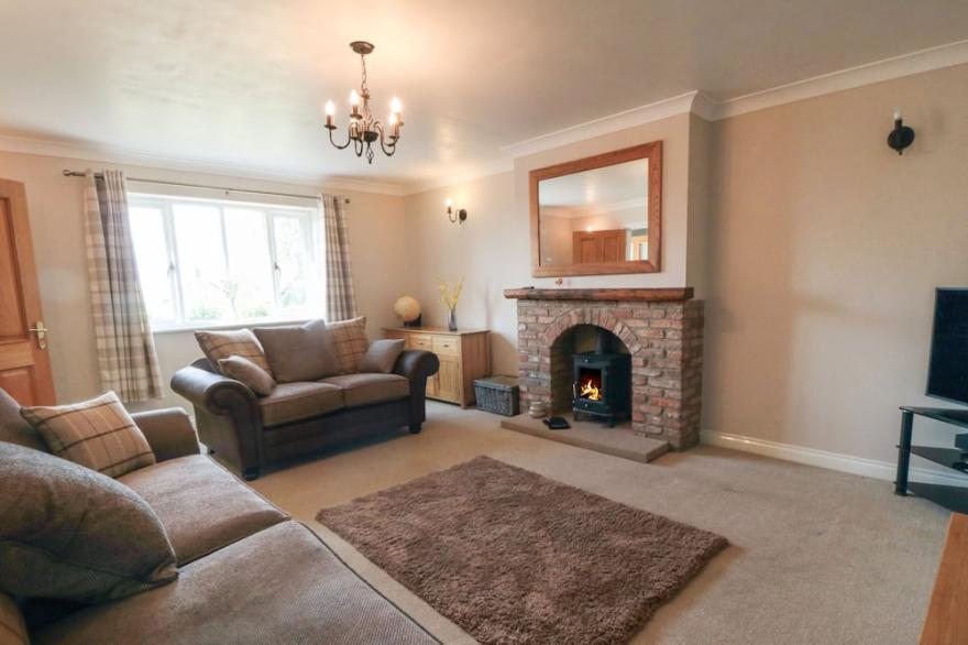 CHERRY GARTH, with open fire in Whitby