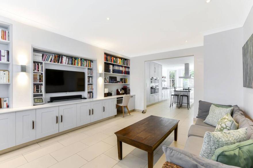 Palace Gardens Terrace | Pro-Managed