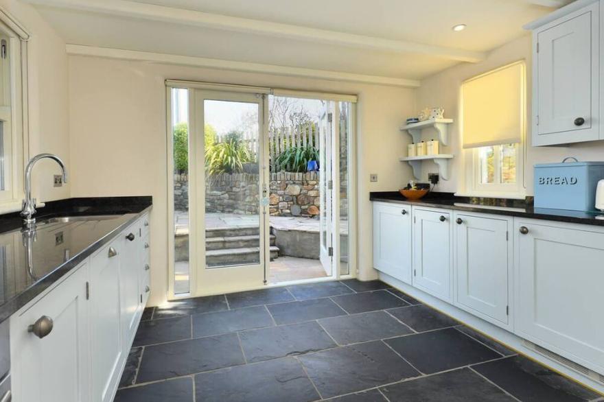 Pengarth Cottage  in the beautiful Pwllheli