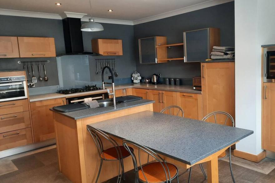 Impeccable 5-Bed House in Stockton-on-Tees