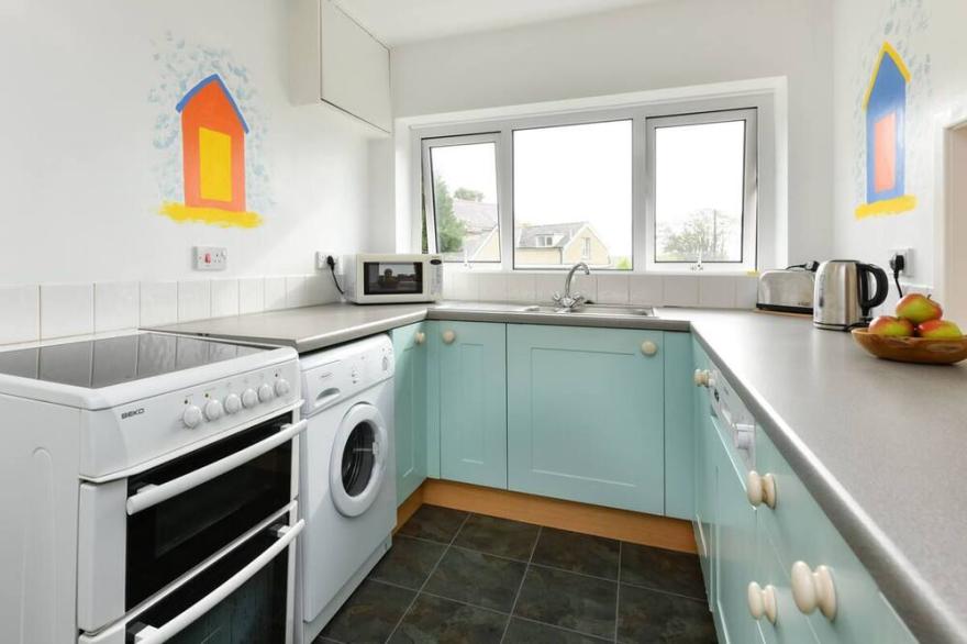 10 Llwyn Onn   Beach Hut